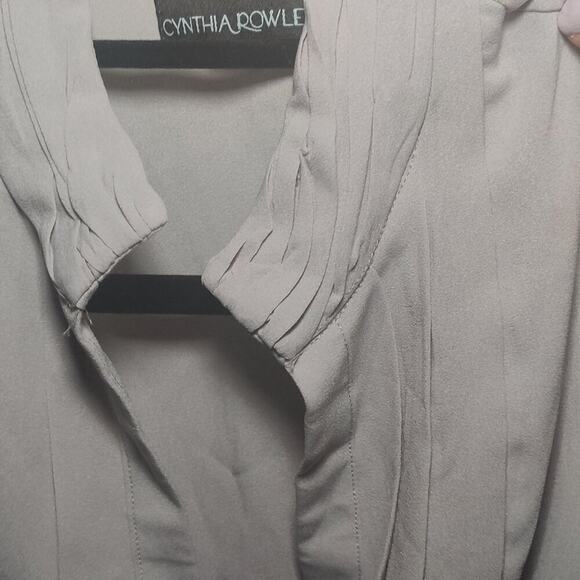 Cynthia Rowley Sleeveless semi pleated ruched neck blouse Size M - Picture 7 of 9